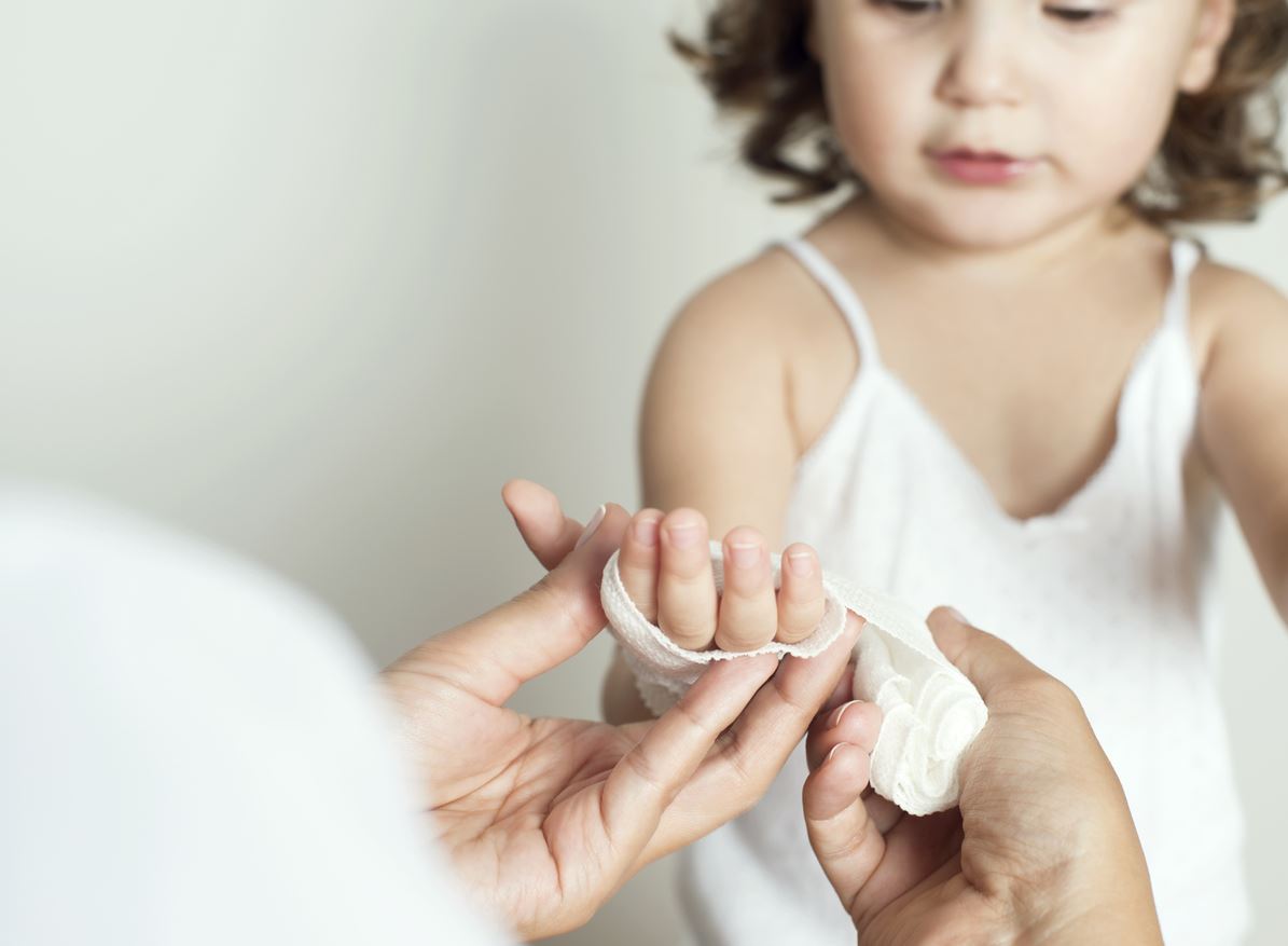 parent treating child’s injury